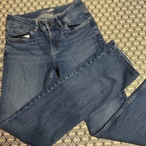 Wrangler Women’s Mid-Rise Bootcut Jeans